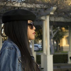 Meet your Posher, Noemi